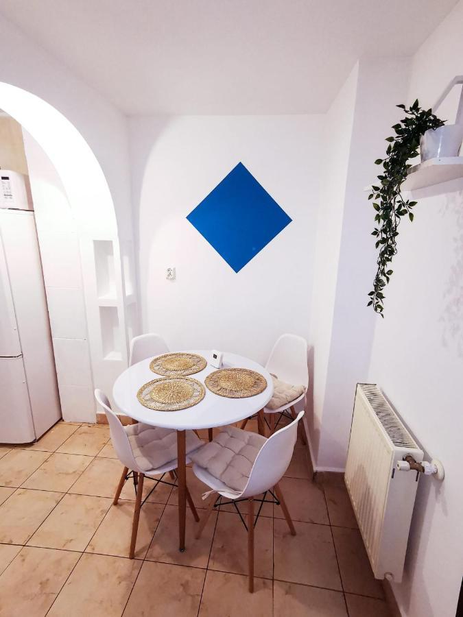105500 Apartment Buşteni Eksteriør bilde
