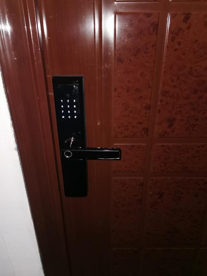 105500 Apartment Buşteni Eksteriør bilde